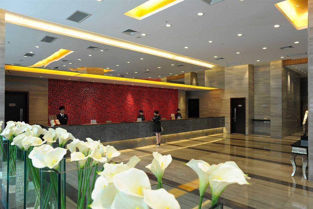 Wuhan Junyi Dynasty Hotel Luaran gambar